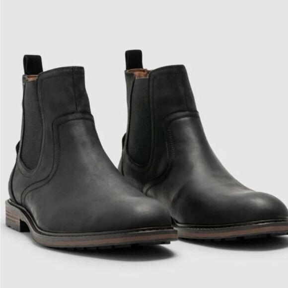 Rodd & Gunn Dargaville Chelsea Boots- Onyx - Picture 1 of 10